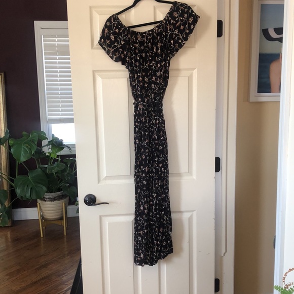 Amuse society off the shoulder jumpsuit - Picture 9 of 12